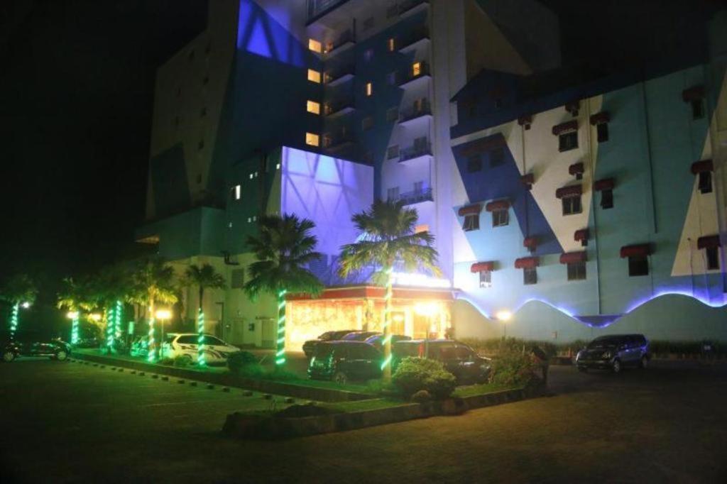 G'Sign Hotel Banjarmasin Banjarmasin  Zewnętrze zdjęcie