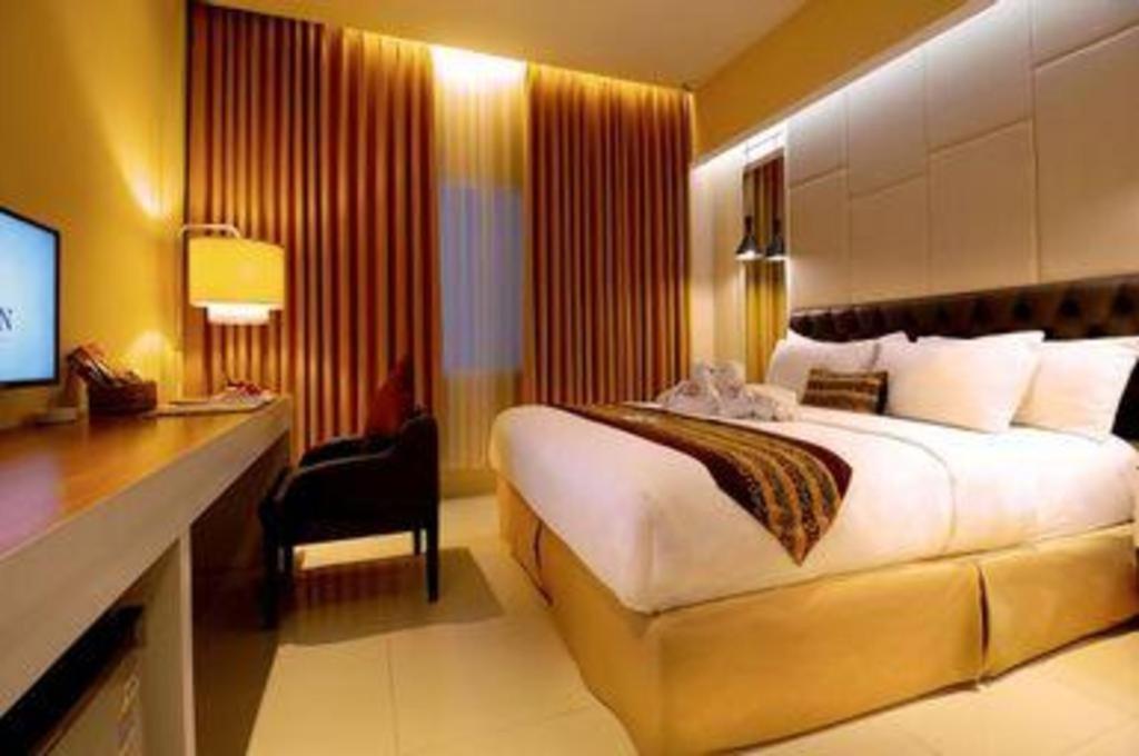 G'Sign Hotel Banjarmasin Banjarmasin  Zewnętrze zdjęcie
