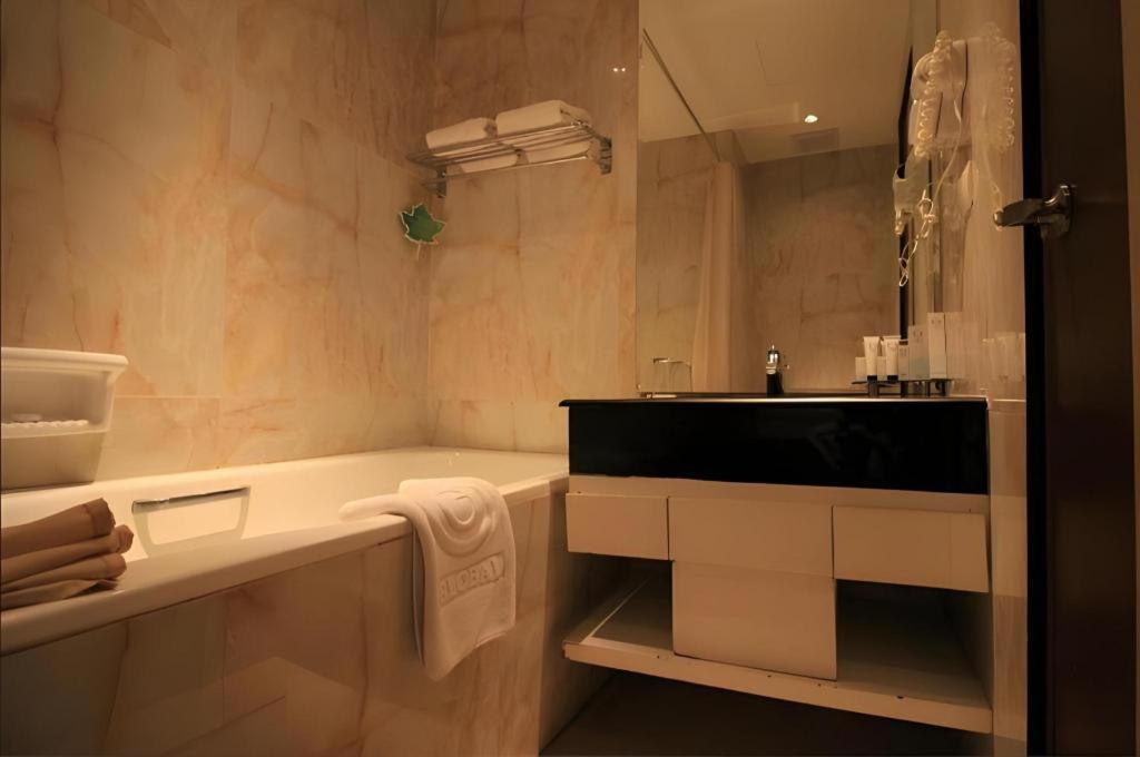 G'Sign Hotel Banjarmasin Banjarmasin  Zewnętrze zdjęcie