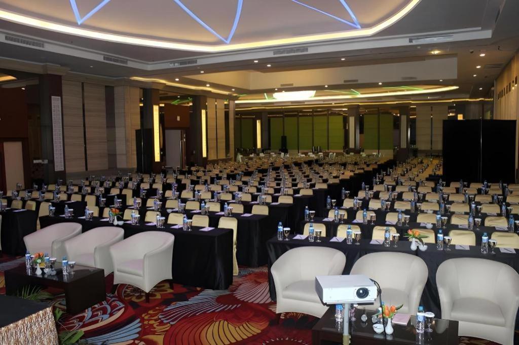 G'Sign Hotel Banjarmasin Banjarmasin  Zewnętrze zdjęcie