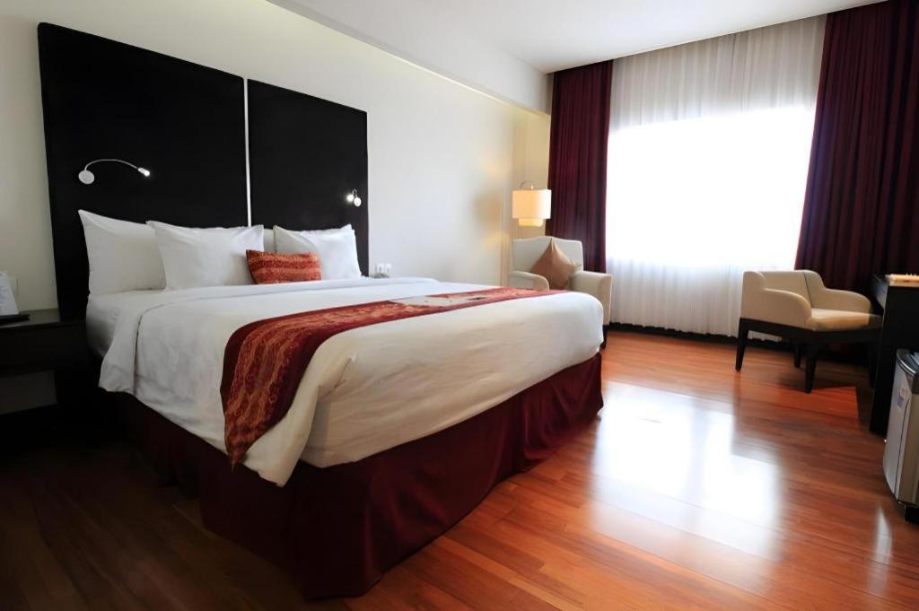 G'Sign Hotel Banjarmasin Banjarmasin  Zewnętrze zdjęcie